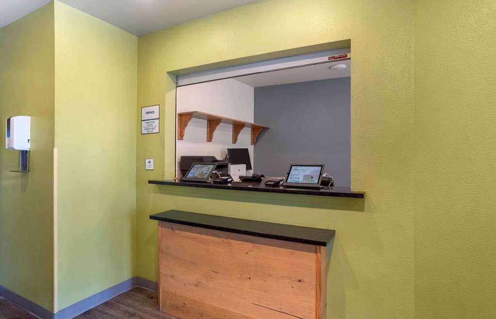 Extended Stay America Select Suites - Гълфпорт Интериор снимка