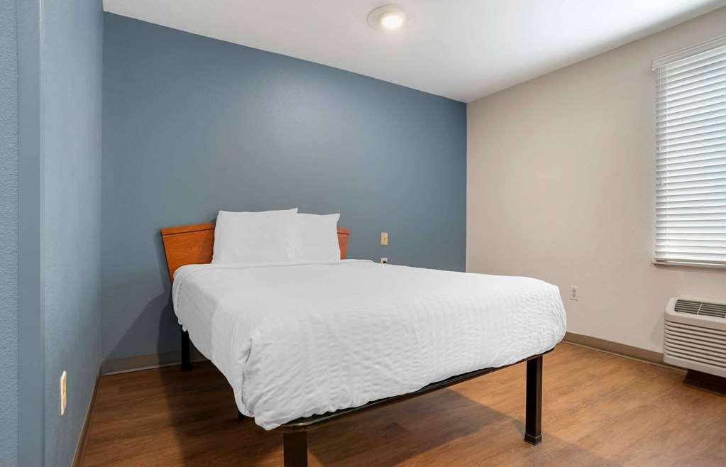 Extended Stay America Select Suites - Гълфпорт Стая снимка