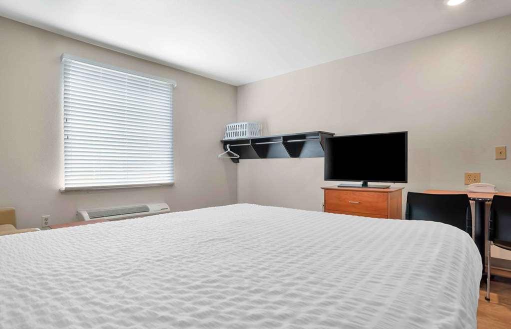 Extended Stay America Select Suites - Гълфпорт Стая снимка